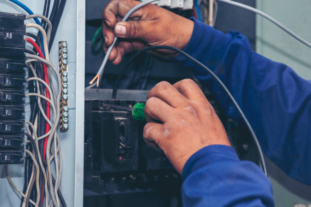 Best 24-Hour Electrician  in Huber Ridge, OH